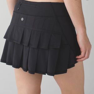 Lululemon Pace Setter Skirt in Black